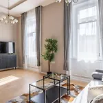 Exclusive N' Spacious Elizabeth * Budapesta