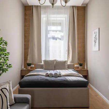 Exclusive N' Spacious Elizabeth Apartament *